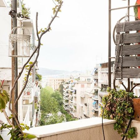 Stylish Flat With Veranda In The Heart Of Athènes Extérieur photo